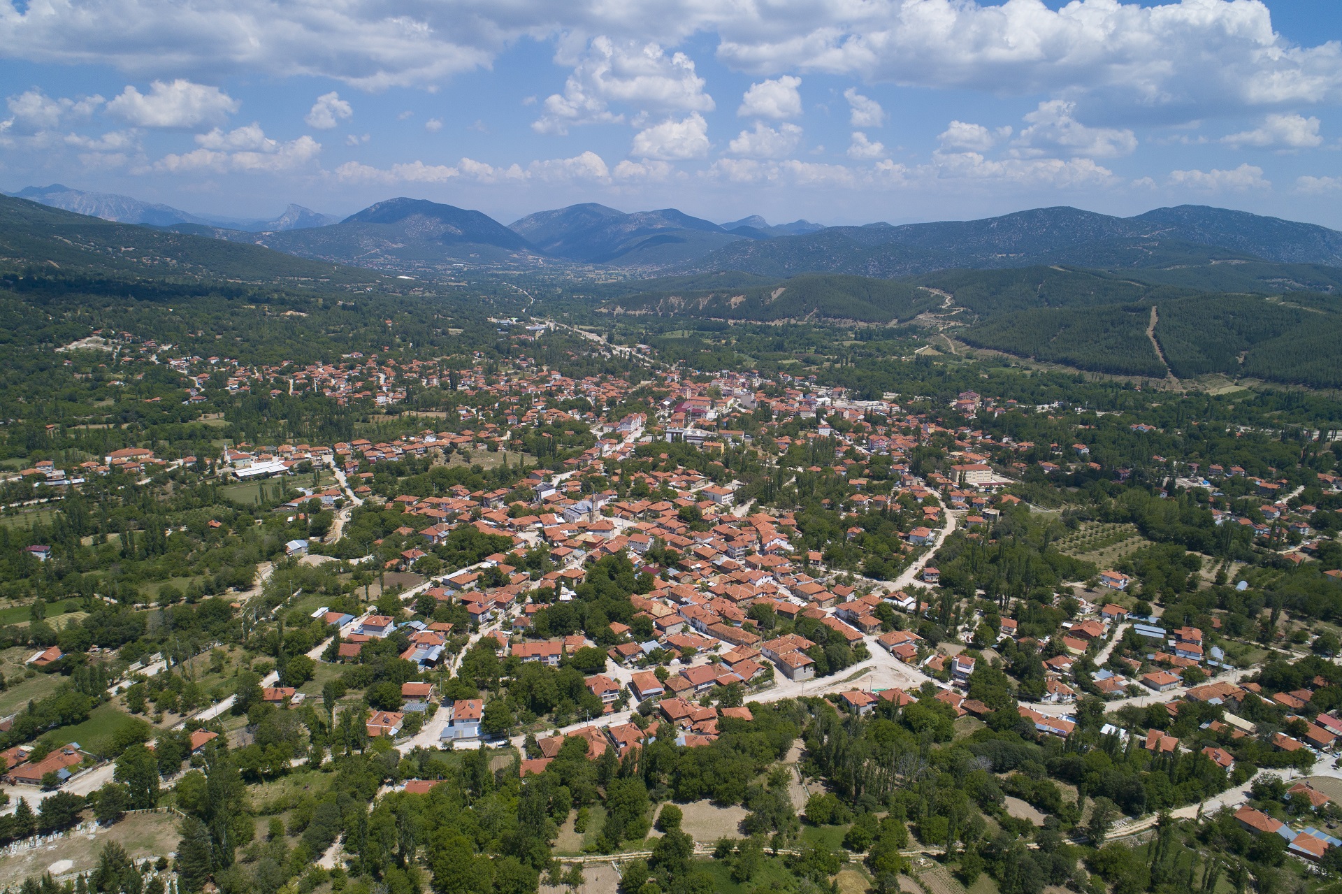 Burdur Ağlasun’da Kaliteli Yapı Malzemelerinin Güvenilir Adresi: Hasan Bilgin Yapı Malzemeleri