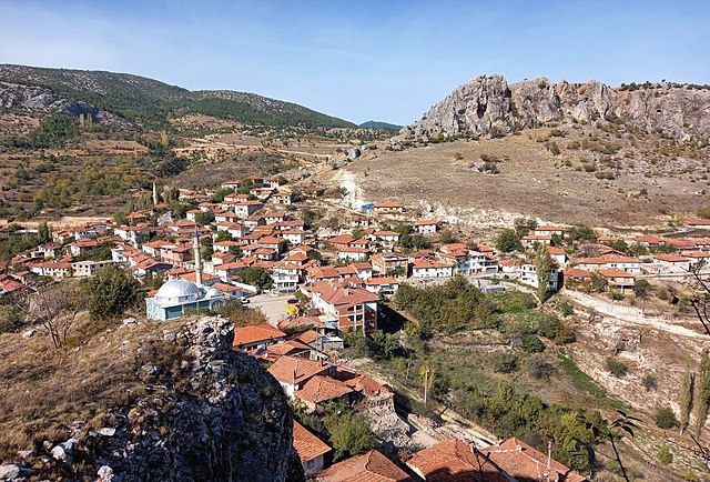 Kütahya Emet’te Kaliteli Yapı Malzemelerinin Güvenilir Adresi: Hasan Bilgin Yapı Malzemeleri